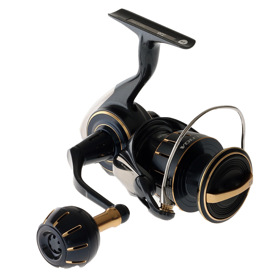 Buy Daiwa 23 Saltiga (G) 4000-H Spinning Reel online at Marine