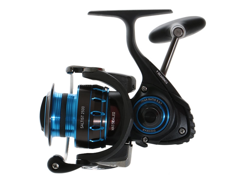 Buy Daiwa Saltist 2500 Spinning Reel online at Marine-Deals.co.nz