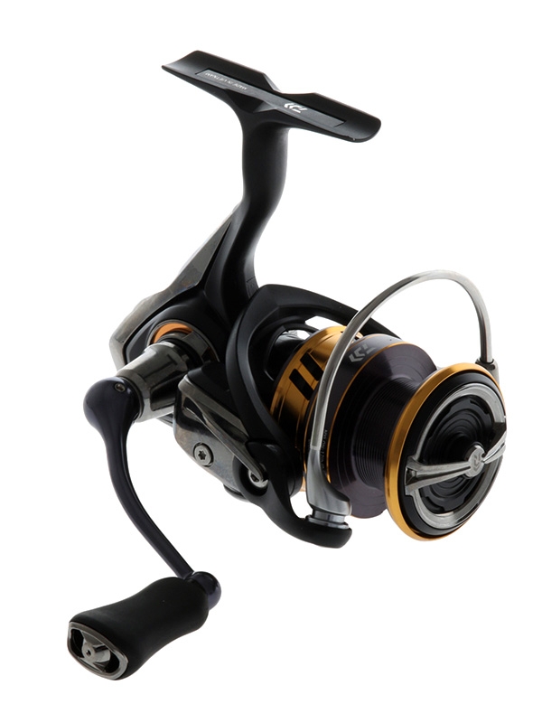 Daiwa legalis lt. Daiwa legalis 2500. Катушка Daiwa 17 legalis lt 2500d. Legalis 17 lt 2500. Daiwa legalis спиннинг.